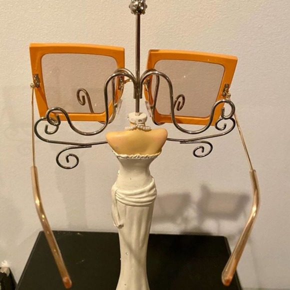 Orange square Designer Style Shades - Picture 4 of 4